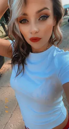 Peaches (@peachybabyy6969) OnlyFans profile photo