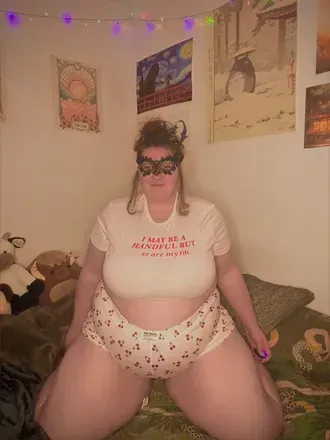 @phoebesoffice OnlyFans profile photo