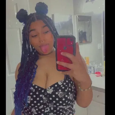 Candii (@poth3ad_wh0re42) OnlyFans profile photo