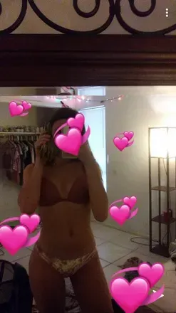 Kate (@prettylilkt1) OnlyFans profile photo