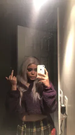 @prettylilnova OnlyFans profile photo