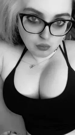 Queen Brittany (@queenbrittanylynn) OnlyFans profile photo