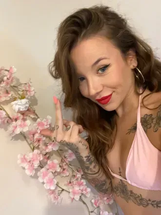 @queeniekeev118246 OnlyFans profile photo