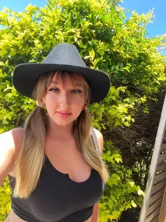 Queen Raven (@queenraven666) OnlyFans profile photo