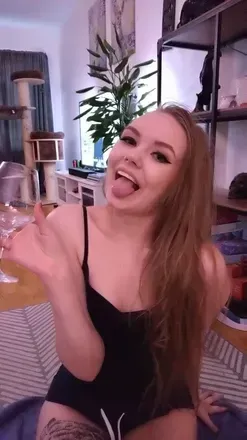 Miss Banana (@real_missbanana) OnlyFans profile photo