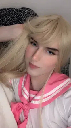 Evie (@realcutieb0y) OnlyFans profile photo