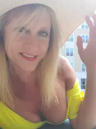 Reba Fitness (@rebafitness) OnlyFans profile photo