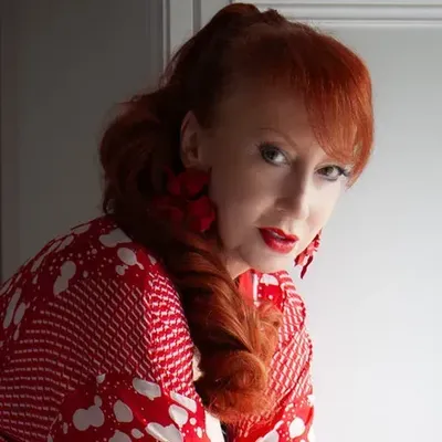 Red (@red-xxx) OnlyFans profile photo