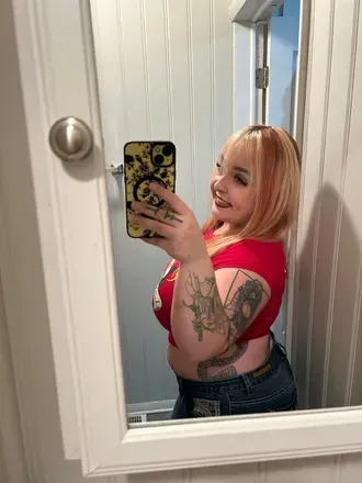 The RedHeaded Blondie (@redheaded_blondie) OnlyFans profile photo