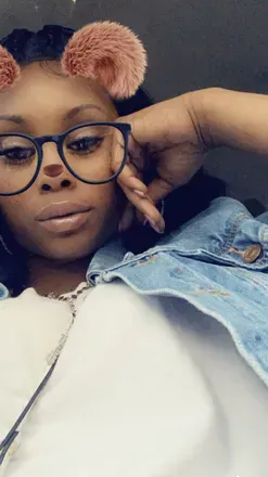 Rose (@roses-are-red) OnlyFans profile photo