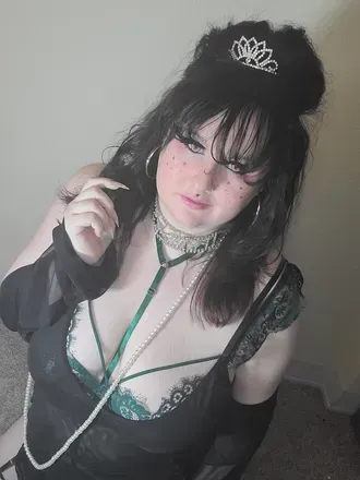 Lady Valentine (@roxxivalentine) OnlyFans profile photo