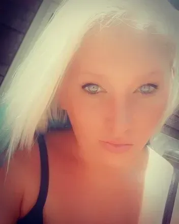 HotBuns (@savviee20) OnlyFans profile photo