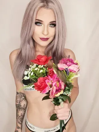 Scarlett Adams (@scaem) OnlyFans profile photo