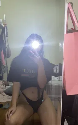 Scarlet (@scarletmae2002) OnlyFans profile photo
