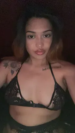 Luscious Woman (@shiningstar321) OnlyFans profile photo