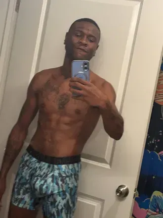 Tae Gambino (@shirtlesstae) OnlyFans profile photo
