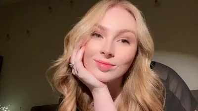Sarah (@shy_trans) OnlyFans profile photo