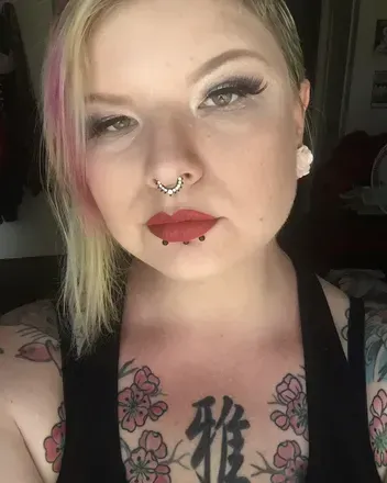 Comiyavichan (@sillyjilly382) OnlyFans profile photo