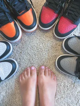 @sneakytoes OnlyFans profile photo