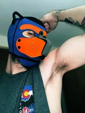 Muttly Sparks (Mutt) (@sniffmypaws) OnlyFans profile photo