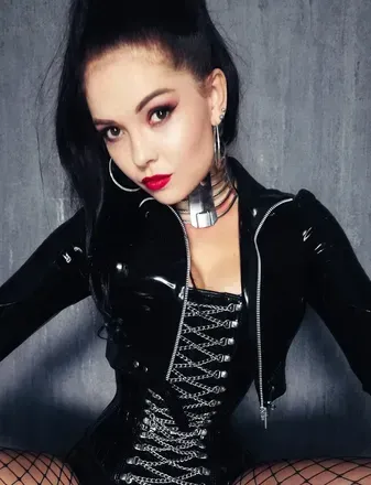 Sophie Elodie (@sophie_elodie) OnlyFans profile photo
