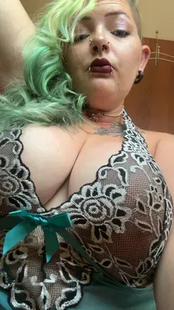Ashley (@sparkletiddies) OnlyFans profile photo