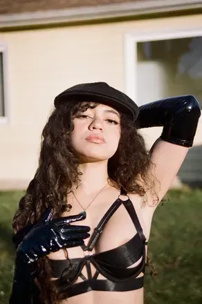 Mari - (@spicymarii) OnlyFans profile photo