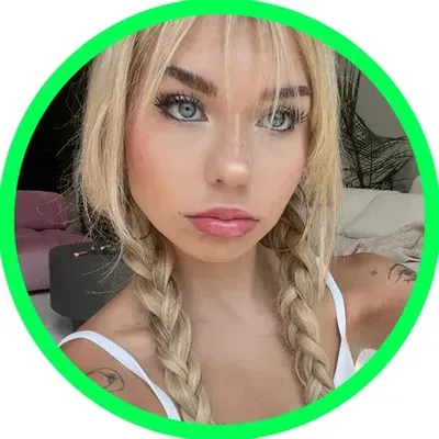 @starletstone OnlyFans profile photo