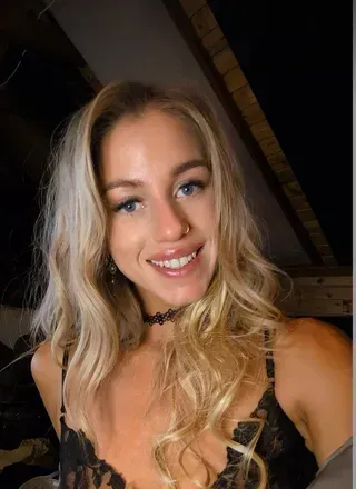 Stina Mollberg (@stinamollberg) OnlyFans profile photo