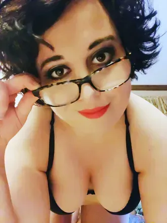 Sadie Wolf (@stoned_sweetheart) OnlyFans profile photo
