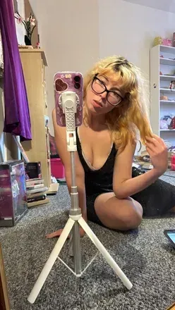 @strawberrydollxo OnlyFans profile photo