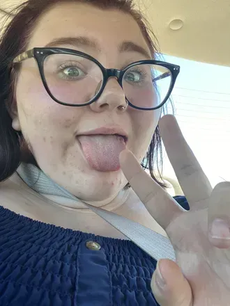 Honeybee (@sunnyhoney19) OnlyFans profile photo