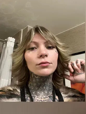 Sunny (@sunnyhues) OnlyFans profile photo