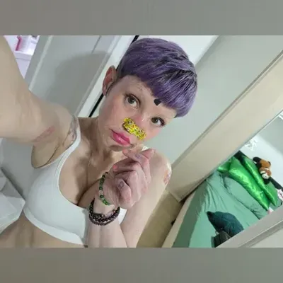 Sweetie Bird (@sweetiebird) OnlyFans profile photo