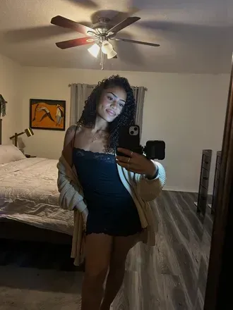 Somy (@sweetsomyy) OnlyFans profile photo