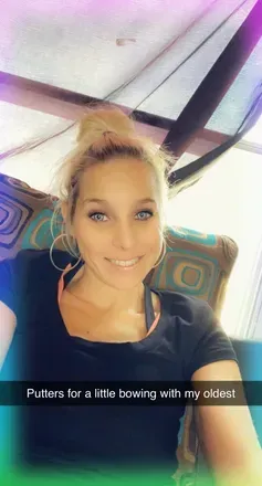 Tabatha Warlick (@tabatha198733) OnlyFans profile photo
