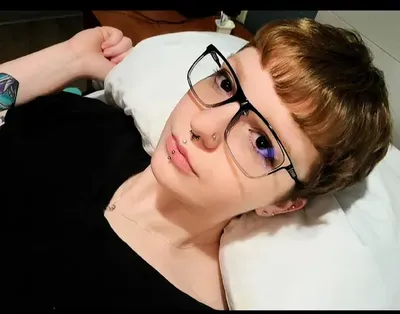 Michelle K. (@tattooedredhed) OnlyFans profile photo
