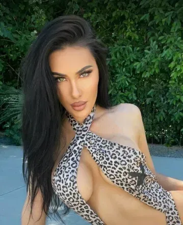 Taylor Jevaux (@taylorjevaux) OnlyFans profile photo