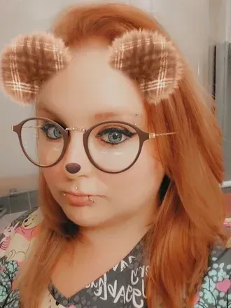 Queen Bee (@thaqueen.bee) OnlyFans profile photo