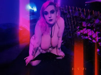 Sad Chick (@thatsadchickx) OnlyFans profile photo
