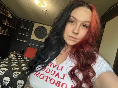 Nikki Rae (@the_nikkirae) OnlyFans profile photo
