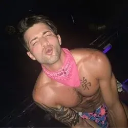 Casey Everett (@thecaseyeverett) OnlyFans profile photo