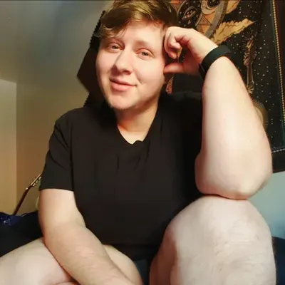 Ron (@thecurvyprince) OnlyFans profile photo