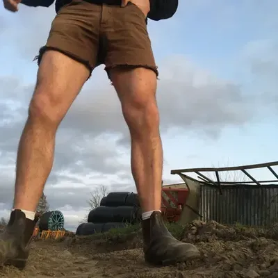 A. Farmer (@thefarmerslegs) OnlyFans profile photo
