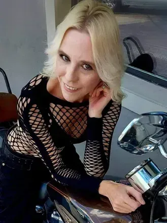 Lily Legend (@thelilylegend) OnlyFans profile photo