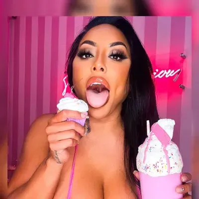 Kiara Mia (@theonlykiaramia) OnlyFans profile photo