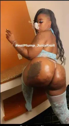 @thickness OnlyFans profile photo