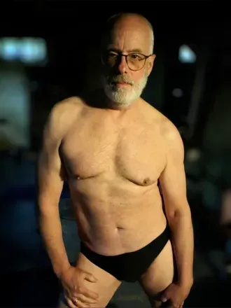 Tom Beach (@tombeach) OnlyFans profile photo