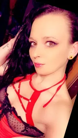 ProblemChild (@toxicstilettos) OnlyFans profile photo