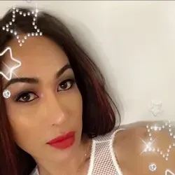 Karolina j (@tskarolina) OnlyFans profile photo